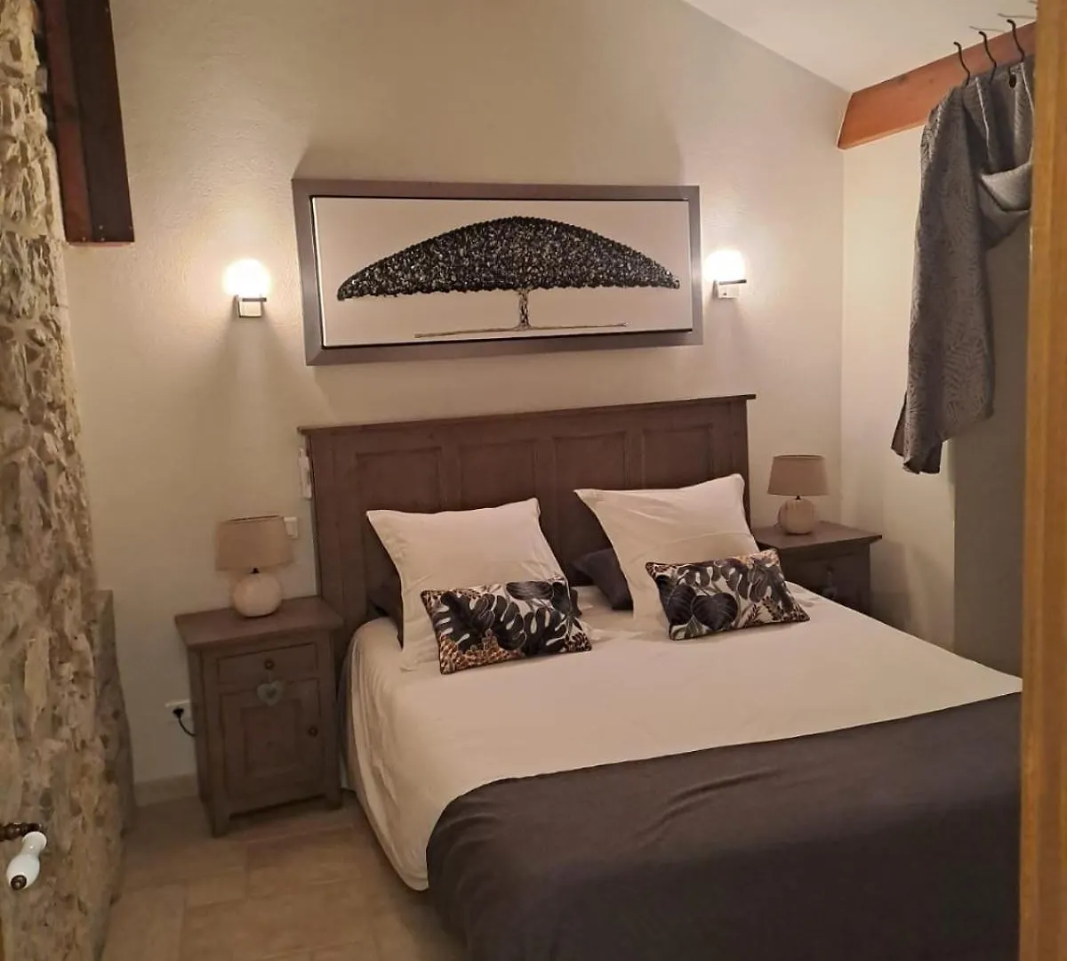 L Antre De Pierres - Chambres D'Hotes Et Gites Berrias-et-Casteljau Holiday home
