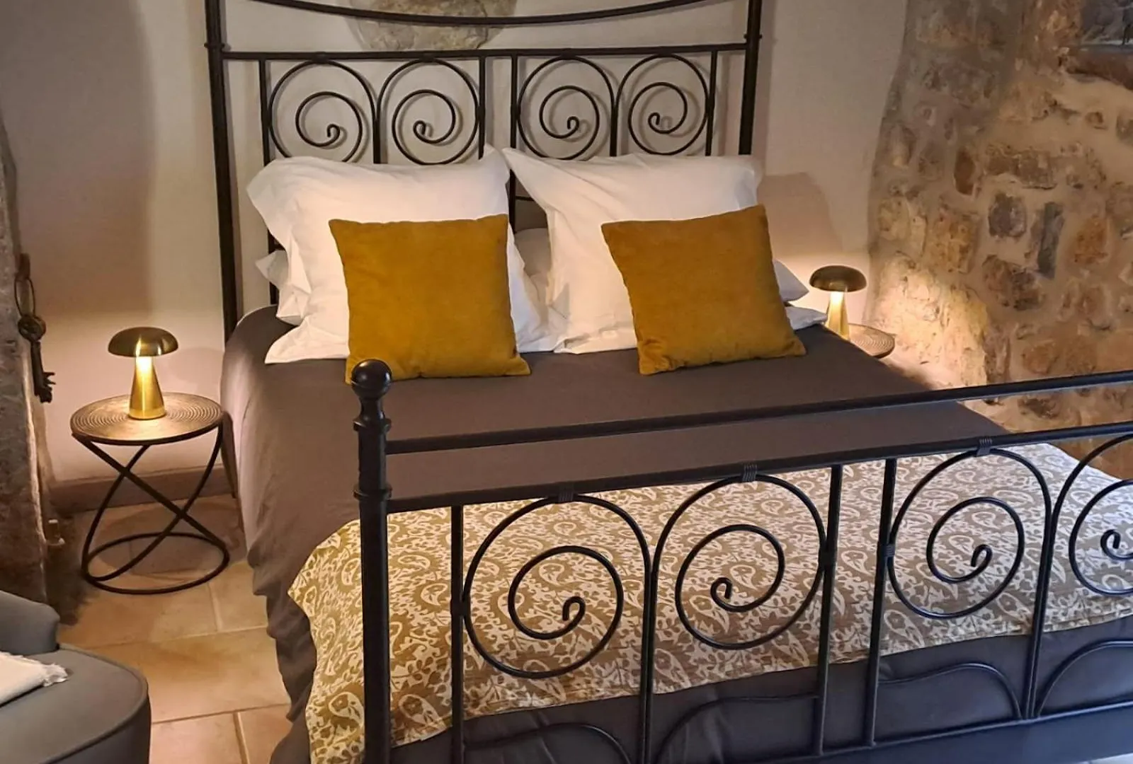 L Antre De Pierres - Chambres D'Hotes Et Gites Berrias-et-Casteljau Holiday home
