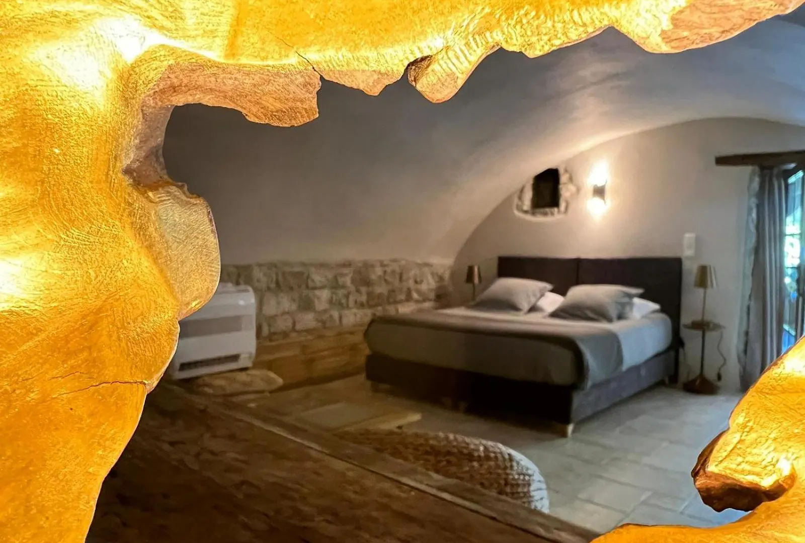 L Antre De Pierres - Chambres D'Hotes Et Gites Berrias-et-Casteljau 0*,
